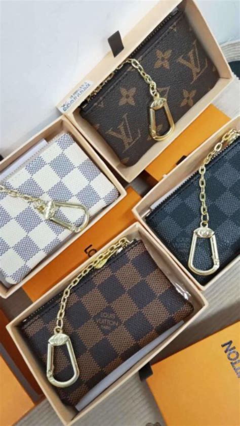 louis vuitton key holder wallet price|louis vuitton keychain card holder.